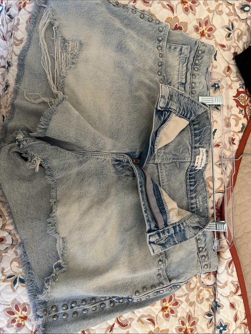 Good American Good 90s short Light Blue Studded Distressed Denim Shorts